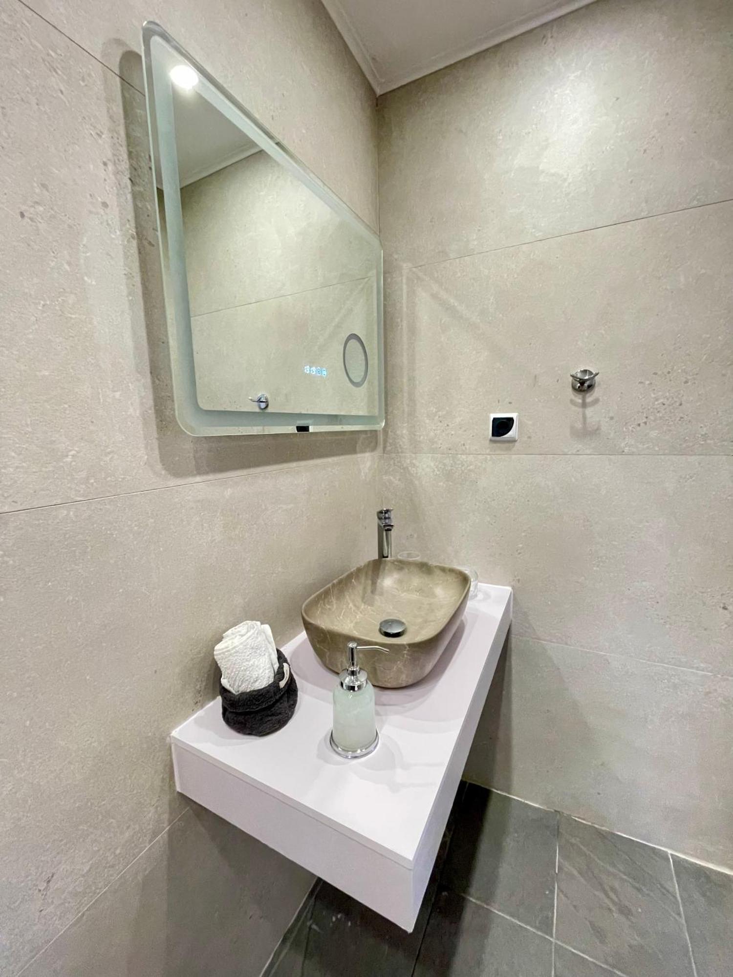 Sea Breeze Apartment Βάρνα Εξωτερικό φωτογραφία